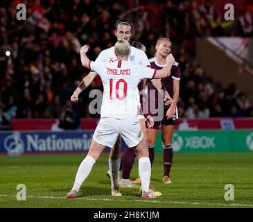 Doncaster, Angleterre, 30 novembre 2021.Jill Scott, d'Angleterre, fête ses scores lors de la coupe du monde de la FIFA 2023 - match de qualification européen au Keepmoat Stadium, Doncaster.Le crédit photo devrait se lire: Andrew Yates / Sportimage Banque D'Images