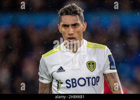 LEEDS, ANGLETERRE - NOVEMBRE 30 : Raphinha de Leeds United lors du match de la Premier League entre Leeds United et Crystal Palace à Elland Road le 30 novembre 2021 à Leeds, Angleterre.(Photo de Sebastian Frej) Banque D'Images