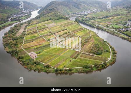 Vue sur la boucle de la Moselle, Bremmm, vallée de la Moselle, Rhénanie-Palatinat, Allemagne Banque D'Images