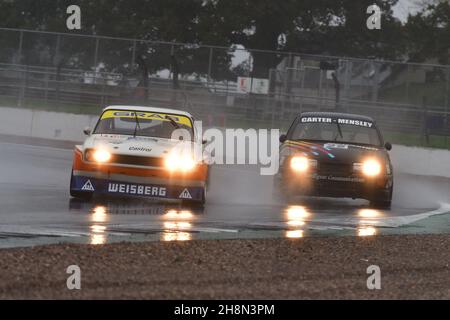 Steve Dance, Ford Capri, Paul Mensley, Ford Sierra Cosworth, Historic Touring car Challenge, HTCC, combiné avec le Tony dron Trophy pour les voitures de tourisme Banque D'Images