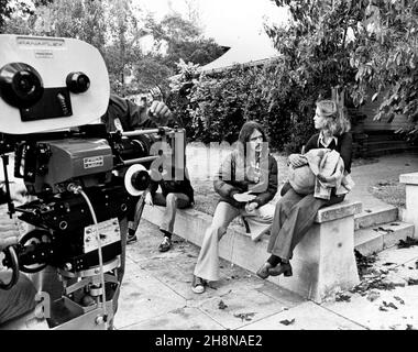 JAMIE LEE CURTIS et JOHN CARPENTER à HALLOWEEN (1978), réalisé par JOHN CARPENTER.Crédit: FALCON INTERNATIONAL / Album Banque D'Images