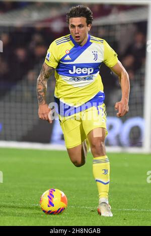 Salerno, Italie.30 novembre 2021.Luca Pellegrini (Juventus FC) en action la série A entre les Etats-Unis.Salernitana 1919 - Juventus FC. At Stadio Arechi score final: 0-2 (Credit image: © Agostino Gemito/Pacific Press via ZUMA Press Wire) Banque D'Images