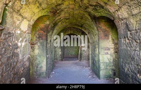 Fours à chaux au château de Lindisfarne sur l'île Sainte, Northumberland, Royaume-Uni Banque D'Images