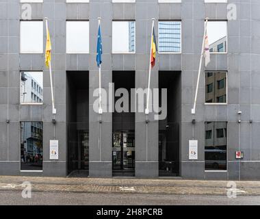 Saint-Josse, région de Bruxelles-capitale, Belgique- 11 26 2021 : façade du siège du gouvernement de la fédération wallonne de Bruxelles Banque D'Images
