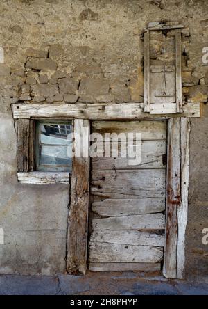 Ancienne maison de campagne à Eguisheim en Alsace Banque D'Images