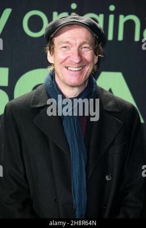 LONDRES, ROYAUME-UNI - 30 novembre 2021 : David Thewlis participe à la première britannique « Landscapers » au Queen Elizabeth Hall le 30 novembre 2021 à Londres, Angl Banque D'Images