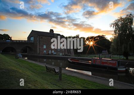 Coucher de soleil à Moira Furnace, dans le nord-ouest du Leicestershire Banque D'Images