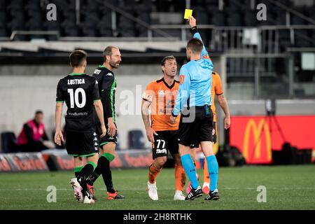 Scott McDonald (77), joueur de roar de Brisbane, contrôle le ballon Banque D'Images