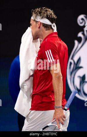 SYDNEY, AUSTRALIE - JANVIER 04 : Dominic Thiem, d'Autriche, balaye son visage au cours du deuxième jour du match des singles du groupe lors de la coupe ATP tennis 2020 à l'arène Ken Rosewall le 04 janvier 2020 à Sydney, en Australie.Crédit : Speed Media/Alamy Live News Banque D'Images