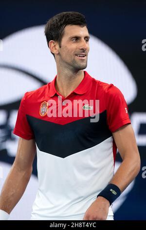 SYDNEY, AUSTRALIE - 11 JANVIER : Novak Djokovic de Serbie sourit pendant la neuf journée du match semi-final des singles au tennis de la coupe ATP 2020 à la Ken Rosewall Arena le 11 janvier 2020 à Sydney, en Australie. Banque D'Images