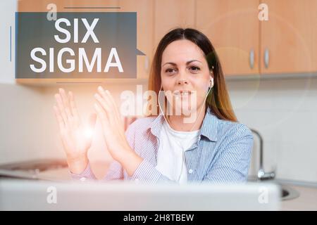 Légende de texte présentant six Sigma.Ensemble d'idées commerciales de techniques de gestion visant à améliorer les processus d'affaires Résumé travailler à la maison idées Banque D'Images