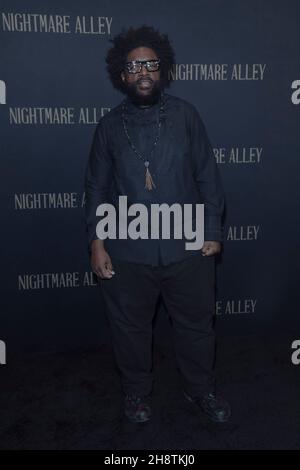 New York, États-Unis.1er décembre 2021.NEW YORK, NEW YORK - 01 DÉCEMBRE : Ahmir 'Questlove' Thompson participe à la première mondiale 'Nightmare Alley' à Alice Tully Hall, Lincoln Center, le 01 décembre 2021 à New York.Crédit : Ron Adar/Alay Live News Banque D'Images