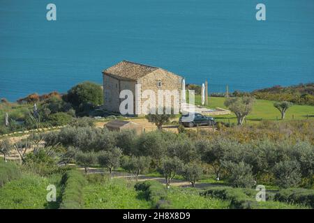 Haus am Meer nahe Scopello, Sizilien, Italien Banque D'Images