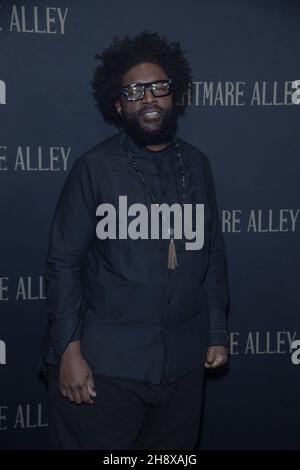 New York, États-Unis.1er décembre 2021.Ahmir 'Questlove' Thompson participe à la première mondiale 'Nightmare Alley' à Alice Tully Hall, Lincoln Center à New York.Crédit : SOPA Images Limited/Alamy Live News Banque D'Images
