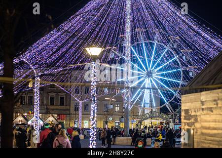 'Cluj, Roumanie - 12.02.2021: Marché de Noël en Transylvanie ' Banque D'Images