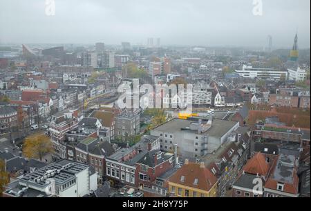 Groningen Skyline depuis le Forum Building.Groningen, pays-Bas. Banque D'Images