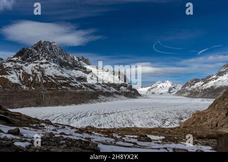 Vue panoramique sur le glacier d'Aletsch dans les Alpes, en Suisse Banque D'Images