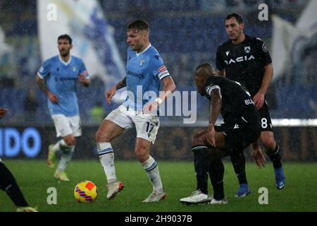 Rome, Italie.2 décembre 2021.Ciro immobile (Lazio) en action pendant la série Un match entre SS Lazio contre Udinese Calcio au Stadio Olimpico le 2 décembre 2021 à Rome, Italie.(Credit image: © Giuseppe Fama/Pacific Press via ZUMA Press Wire) Banque D'Images