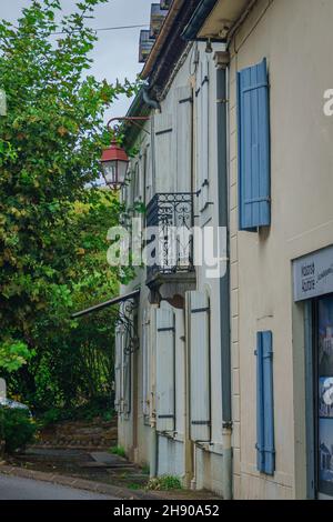 Belles rues de Navarrenx.France octobre 2021 Banque D'Images