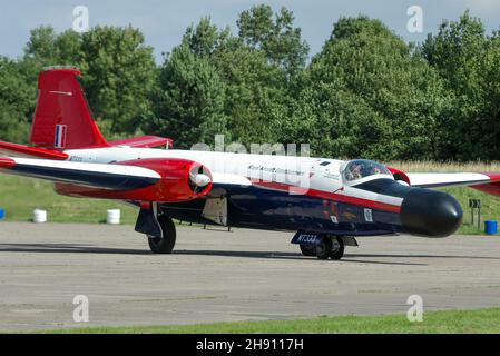 English Electric Canberra B(I)8/B.6 Mod WT333 avion à réaction classique à l'aérodrome de Bruntingthorpe, Royaume-Uni.Ancien avion d'essai RAE, propriété privée. Banque D'Images