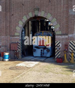 REMEDIOS DE ESCALADA - BUENOS AIRES, ARGENTINE - 22 novembre 2021: Baldwin Lima Hamilton, 1954.Les premières locomotives diesel de Great Southern Railways.P Banque D'Images