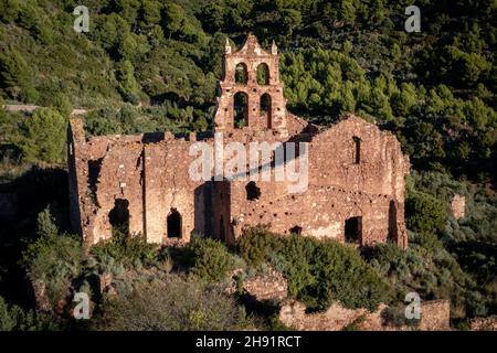 Ruines du couvent des Carmélites de Desierto de las Palmas (Convento Carmelita del Desierto de las Palmas), désert des Palmes Banque D'Images