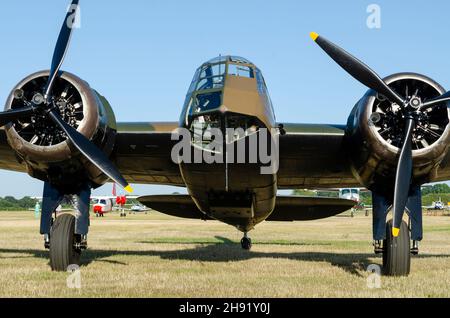 L'avion de chasse L6739 de Bristol Blenheim, G-BPIV, au salon de l'aviation de Headcorn 2015.Restauré par Aircraft Restoration Company à Blenheim Mk.i Fighter Banque D'Images