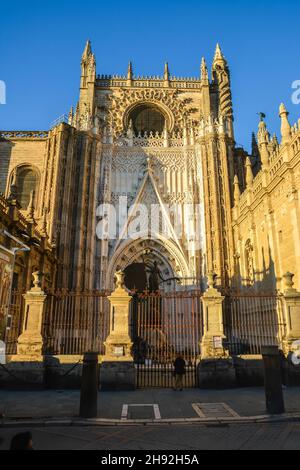 Cathédrale de Séville.Cathédrale catholique de Séville (Andalousie, Espagne), la plus grande cathédrale gothique d'Europe. Banque D'Images