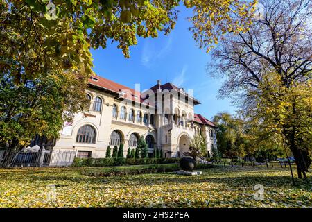 Bucarest, Roumanie, 15 novembre 2020 - entrée principale au Musée national de géologie Banque D'Images