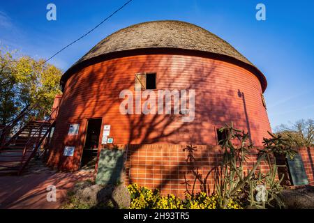 Vue extérieure de l'Arcadia Round Barn à Oklahoma Banque D'Images