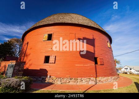 Vue extérieure de l'Arcadia Round Barn à Oklahoma Banque D'Images