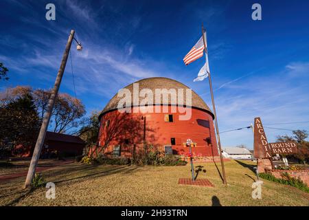 Vue extérieure de l'Arcadia Round Barn à Oklahoma Banque D'Images