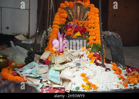 shiva linga avec l'image de l'argent Banque D'Images