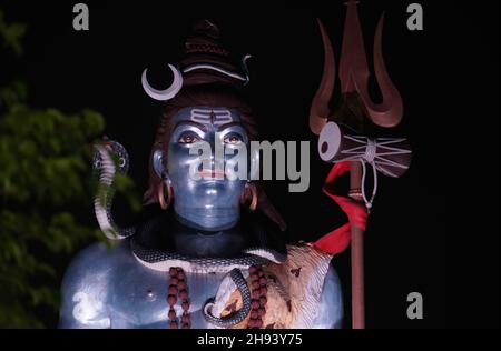 Statue du seigneur shiva, Shiva dans la mythologie hindoue, un des dieux suprêmes Banque D'Images