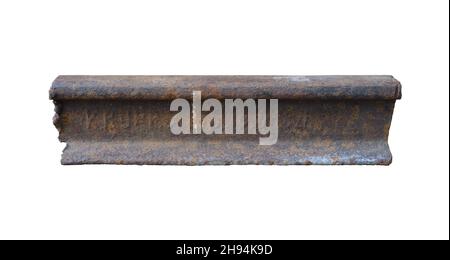 Fragment de profil de rail isolé sur fond blanc. Banque D'Images