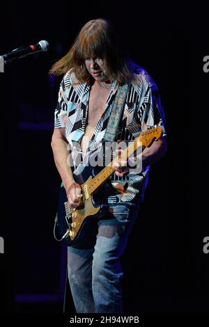 Fort Lauderdale, Floride, États-Unis.03ème décembre 2021.Pat travers se produit au Parker le 3 décembre 2021 à fort Lauderdale en Floride.Crédit : Mpi04/Media Punch/Alamy Live News Banque D'Images