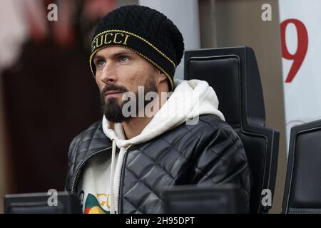 Stade San Siro, Milan, Italie, 04 décembre 2021,Olivier Giroud (AC Milan) pendant l'AC Milan vs US Salerntana - football italien série A match Banque D'Images