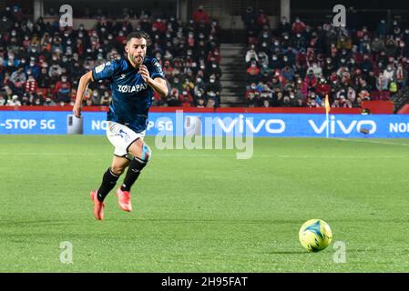 Grenade, Espagne.03ème décembre 2021.Luis Rioja de Deportivo Alaves en action pendant le match de la Ligue entre Granada CF et Deportivo Alaves au stade Nuevo Los Carmenes le 3 décembre 2021 à Grenade, Espagne.(Photo de José M Baldomero/Pacific Press/Sipa USA) crédit: SIPA USA/Alay Live News Banque D'Images