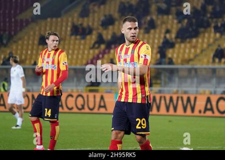 Lecce, Italie.04e décembre 2021.Alexis Blin (US Lecce) pendant US Lecce vs Reggina 1914, jeu de football italien série B à Lecce, Italie, décembre 04 2021 crédit: Independent photo Agency/Alamy Live News Banque D'Images