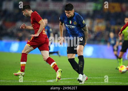 Joaquin Correa d'Internazionale blessé pendant le championnat italien Serie Un match de football entre AS Roma et FC Internazionale le 4 décembre 2021 au Stadio Olimpico à Rome, Italie - photo Federico Proietti / DPPI Banque D'Images