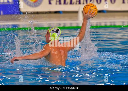 Trieste, Italie.04e décembre 2021.Michele Mezzarobba (Pallanuoto Trieste) durante Pallanuoto Trieste vs Nuoto Catania, Campionato di Pallanuoto série A à Trieste, Italia, 04 dicembre 2021 Credit: Independent photo Agency/Alay Live News Banque D'Images