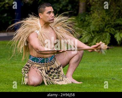 Un accueil maori traditionnel lors de la cérémonie officielle de M. Felipe Calderon Hinojosa, Président du Mexique, à la Maison du Gouvernement lors de sa visite d'État à Auckland, en Nouvelle-Zélande, le vendredi 7 septembre 2007. Banque D'Images