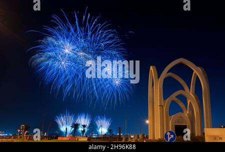 Le feu fonctionne à la corniche de Doha Banque D'Images