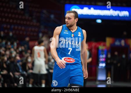 Assago, Milan, Italie.29 novembre 2021.Stefano Tonut (Italie) pendant le deuxième jour de la qualification européenne de la coupe du monde de basket-ball de la FIBA (score final: Italie - pays-Bas 75-73) (Credit image: © Davide Di Lalla/Pacific Press via ZUMA Press Wire) Banque D'Images