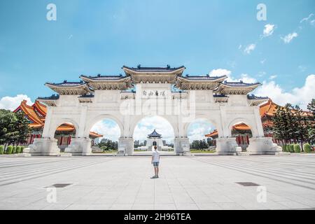 Liberty Square, National concert Hall, Théâtre national et Chiang Kai-shek Memorial Hall dans le district de Zhongzheng à Taipei, capitale de Taïwan Banque D'Images