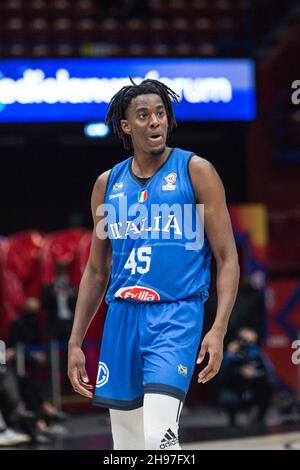 29 novembre 2021, Assago (Milan, Milan, Italie: Nicola Akele (Italie) à la qualification pour la coupe du monde de basket-ball FIBA 2023.l'Italie remporte contre les pays-Bas avec un score de 75 à 73.(Credit image: © Elena Vizzoca/Pacific Press via ZUMA Press Wire) Banque D'Images