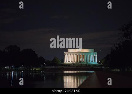 Mémorial Lincoln à Washington la nuit, États-Unis Banque D'Images