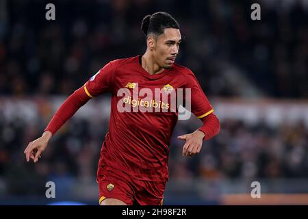 Rome, Italie.04e décembre 2021.Chris Smalling de AS Roma pendant la série Un match entre Roma et Inter Milan au Stadio Olimpico, Rome, Italie, le 4 décembre 2021.Credit: Giuseppe Maffia/Alay Live News Banque D'Images