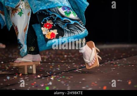 Florence, Italie - 2021, novembre 28: Nihon-buyō signifie danse japonaise, se réfère à un classique japonais de l'art de la scène. Banque D'Images