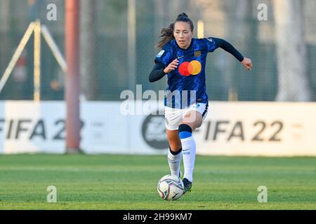 Milan, Italie.05e décembre 2021.Vismara Sports Center, 06.12.21 Elin Landstrom (#3 Inter) pendant les femmes Serie Un match entre AC Milan et FC Internazionale au Vismara Sports Center à Milan, Italie Cristiano Mazzi/SPP crédit: SPP Sport Press photo./Alamy Live News Banque D'Images